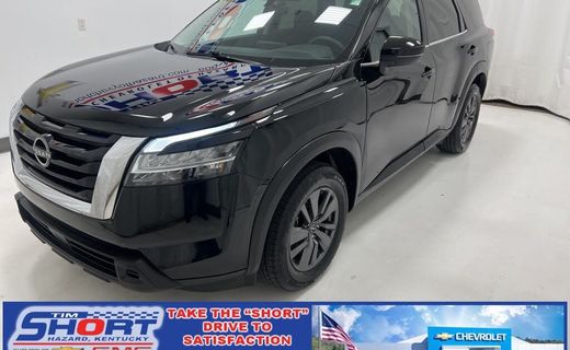 2022 Nissan Pathfinder S