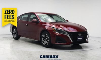 2023 Nissan Altima SV