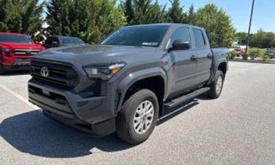 2026 Toyota Tacoma SR5
