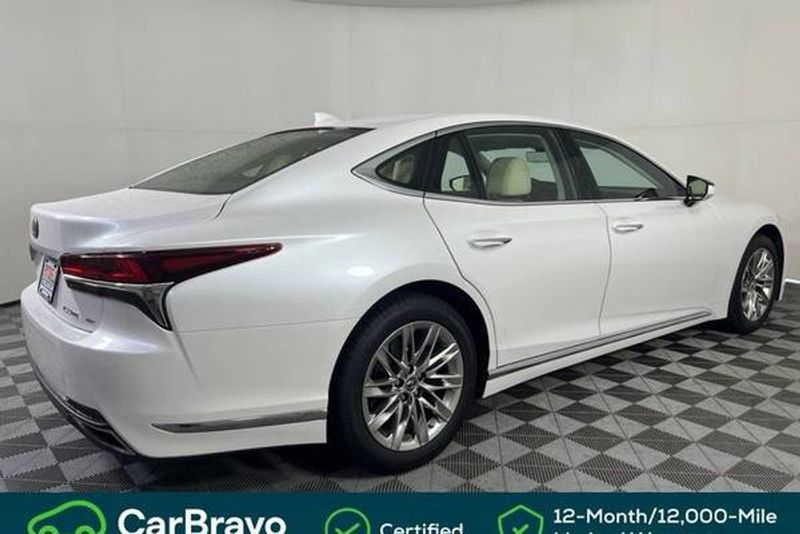 2019 Lexus LS — a typically priced live listing