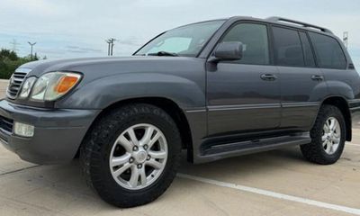 2005 Lexus LX 470