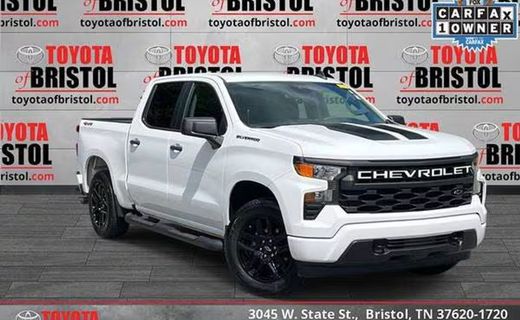 2023 Chevrolet Silverado Custom