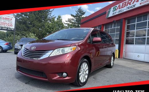 2013 Toyota Sienna XLE