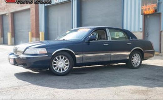 2007 Lincoln Town CAR Signature Limited