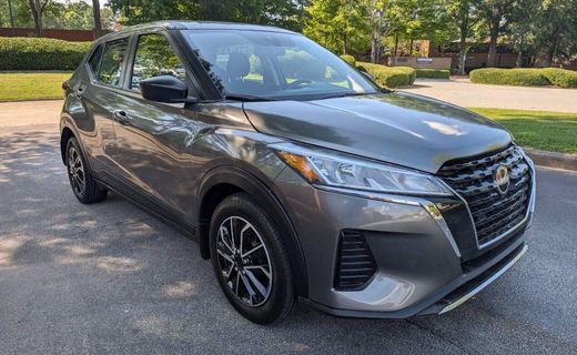 2023 Nissan Kicks S