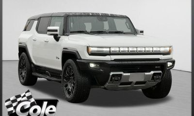 2025 GMC Hummer EV SUV 2X