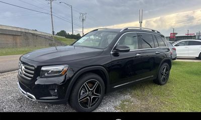 2026 Mercedes-Benz GLB-Class GLB250