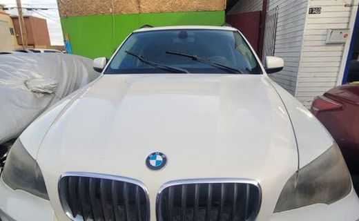 2010 BMW X5 XDRIVE30I