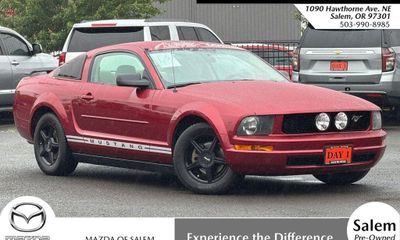 2005 Ford Mustang Coupe