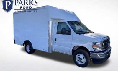 2026 Ford E-350 Base