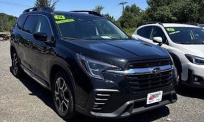 2024 Subaru Ascent Limited 7