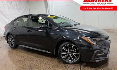 2022 Toyota Corolla SE W Premium