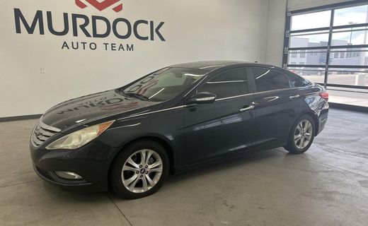 2011 Hyundai Sonata Middle Level