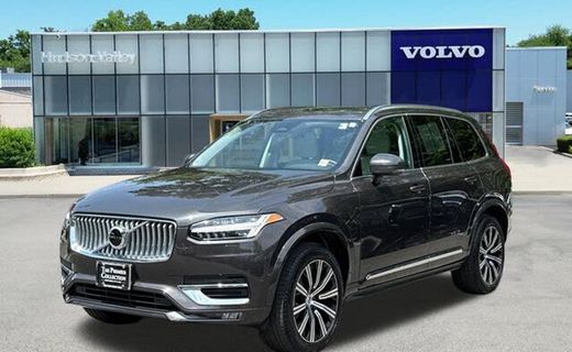 2025 Volvo XC90 Core