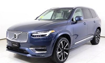 2024 Volvo XC90 Plus Bright