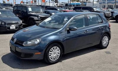 2013 Volkswagen Golf 25L Pzev