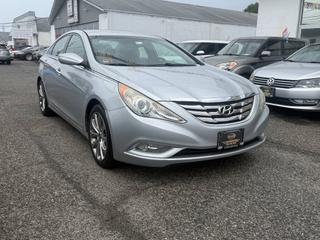 2012 Hyundai Sonata Middle Level