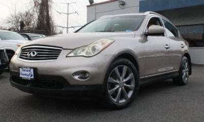 2010 Infiniti EX35 Base
