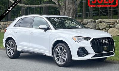 2024 Audi Q3 S Line Quattro