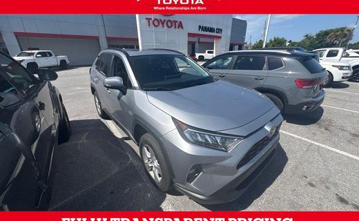 2020 Toyota RAV4 XLE