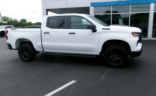 2026 Chevrolet Silverado Trail Boss Custom