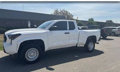 2024 Toyota Tacoma SR