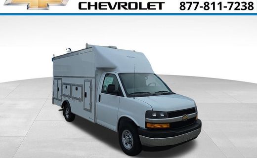 2025 Chevrolet Express 3500 Cutaway 159