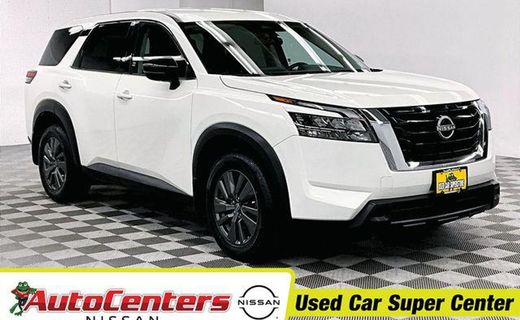 2024 Nissan Pathfinder S