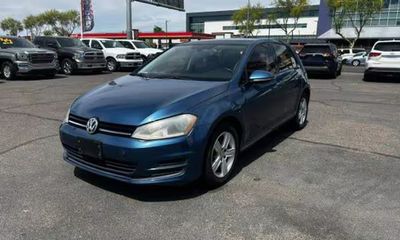 2017 Volkswagen Golf S Wolfsburg