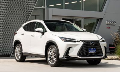 2025 Lexus NX 350H Luxury