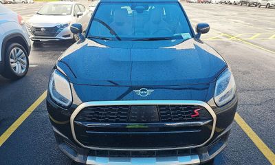 2025 Mini Countryman S