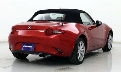 2016 Mazda MX-5 Sport GX