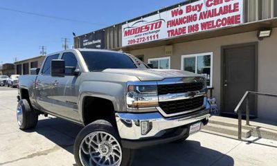 2017 Chevrolet Silverado LT