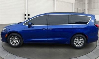 2022 Chrysler Pacifica Touring