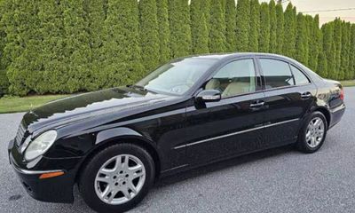 2005 Mercedes-Benz E-Class E320