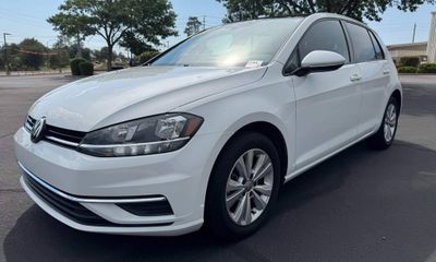 2020 Volkswagen Golf TSI