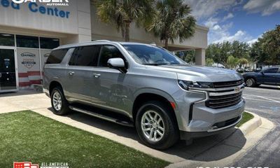 2024 Chevrolet Suburban LT