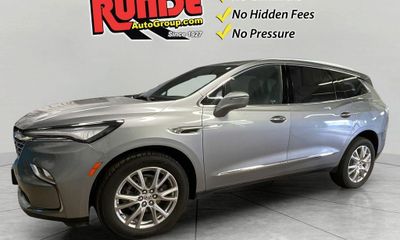 2023 Buick Enclave Premium