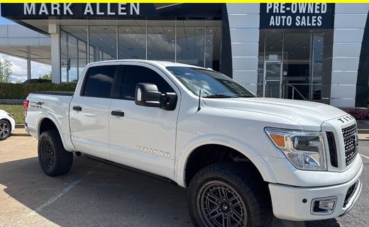 2019 Nissan Titan SV