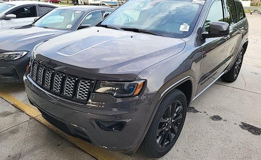 2020 Jeep Grand Cherokee Laredo