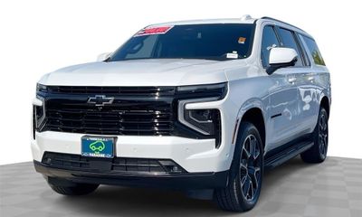 2025 Chevrolet Suburban RST