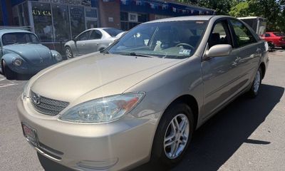 2003 Toyota Camry LE