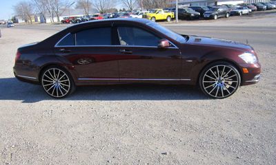 2012 Mercedes-Benz S-Class S550 4 Matic