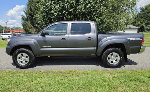 2014 Toyota Tacoma Delux Grade
