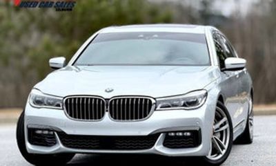 2018 BMW 740i