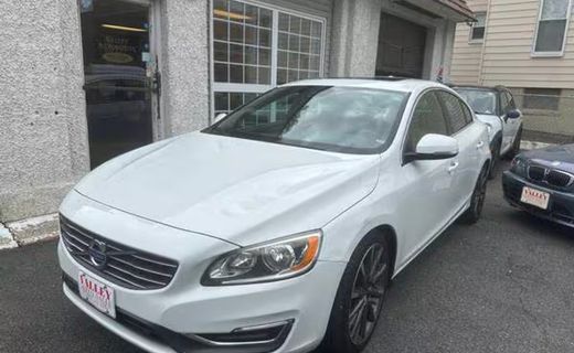 2015 Volvo S60 Premier R