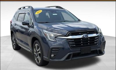 2023 Subaru Ascent Limited 8 ES