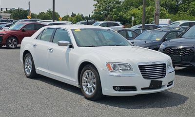 2014 Chrysler 300 300C