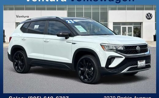 2023 Volkswagen Taos SE W Sunroof