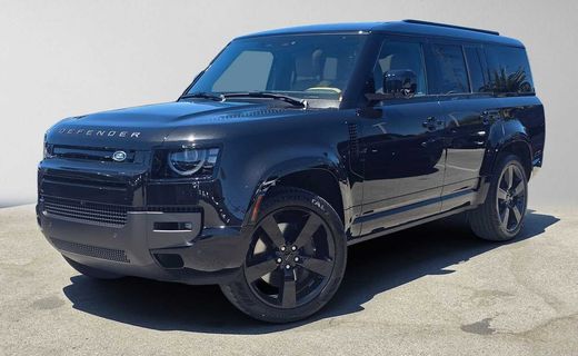 2026 Land Rover Defender 130 SE
